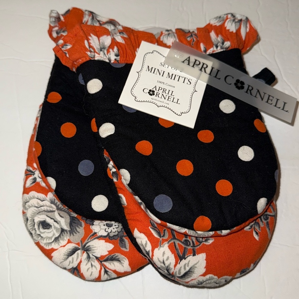 New April Cornell Set of 2 Mini Oven Mitts 100% Cotton Fall Polka Dots Florals